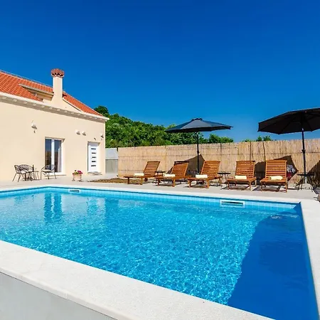 Villa Rubea